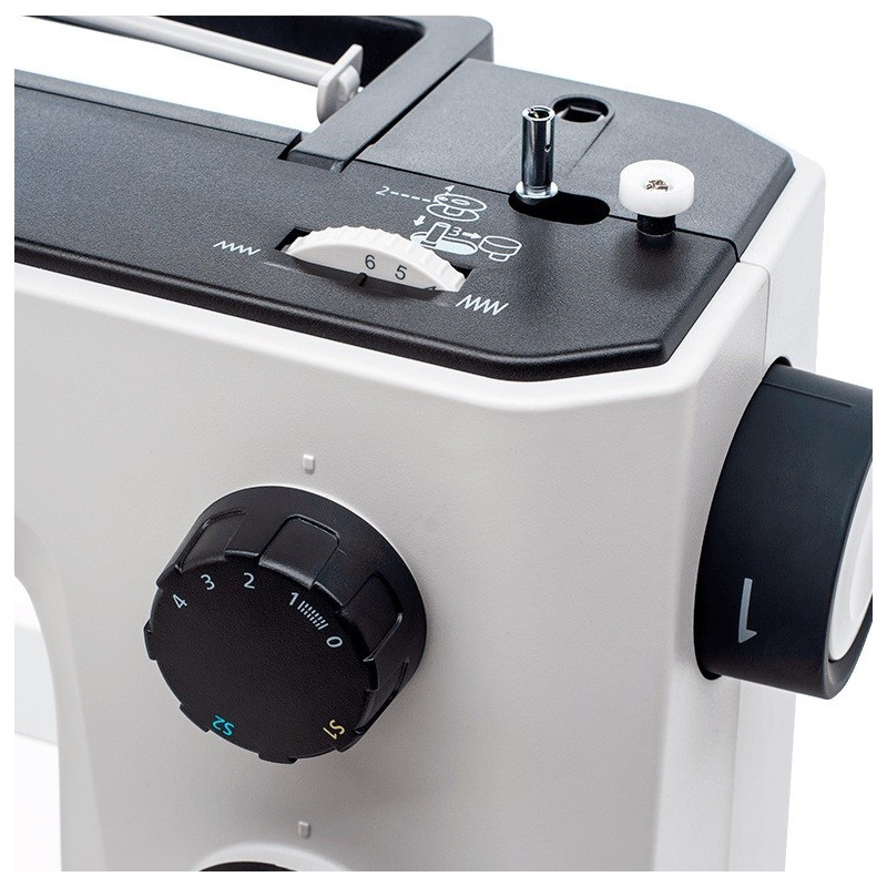 Necchi Q132A Nähmaschine